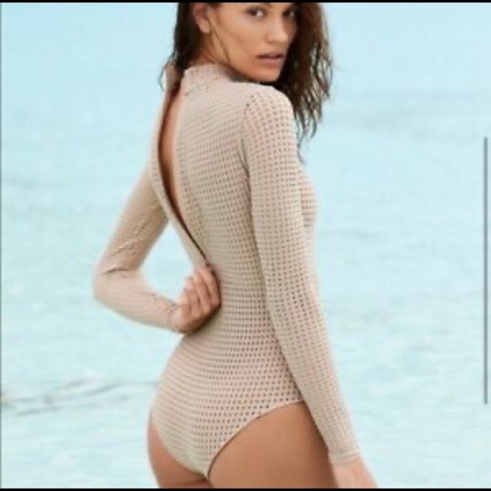 ACACIA Nude/Creme Ehukai Bodysuit.